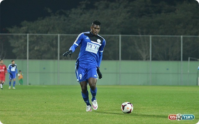 לנרי קהינדה (ארנון לוי)